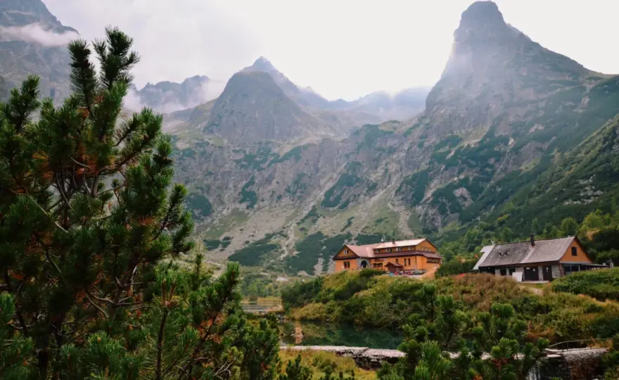 Weekend na Słowacji - Bratysława, Tatry czy termy? Gotowe plany